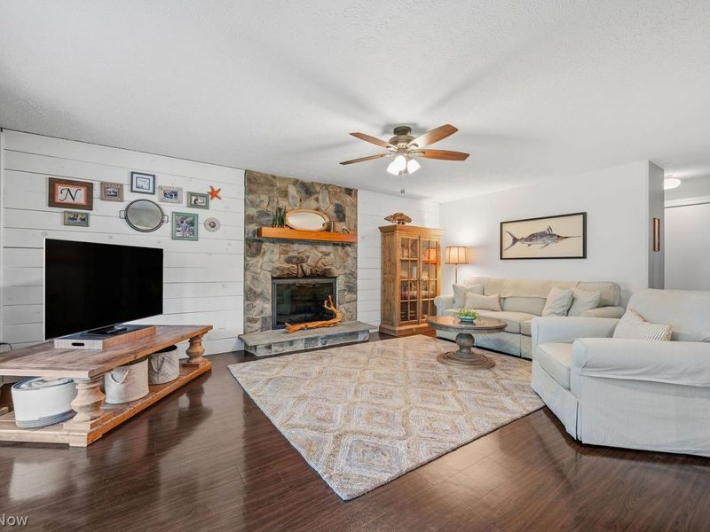 5321 Whitehaven Avenue, North Olmsted, OH 44070 Photo 8