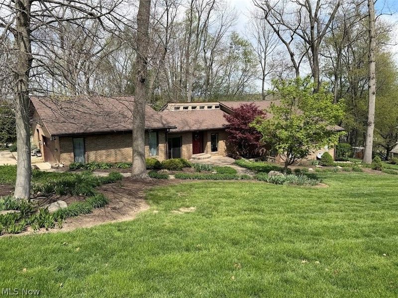 2359 Oak Tree Drive NW, Dover, OH 44622 Photo 1
