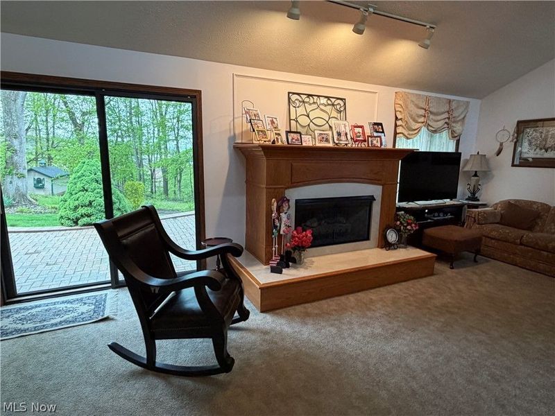 2359 Oak Tree Drive NW, Dover, OH 44622 Photo 8