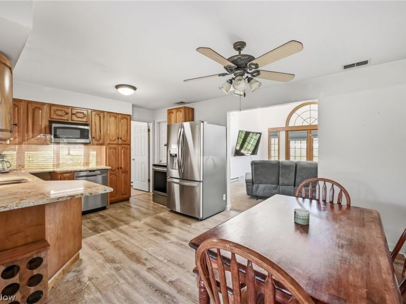 10328 Leffingwell Road, Canfield, OH 44406 Photo 16