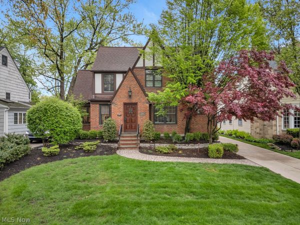 21280 Maplewood Avenue , Rocky River, OH 44116
