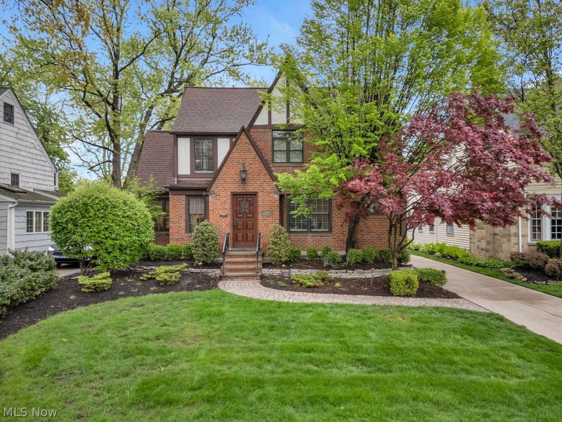 21280 Maplewood Avenue, Rocky River, OH 44116 Photo 1