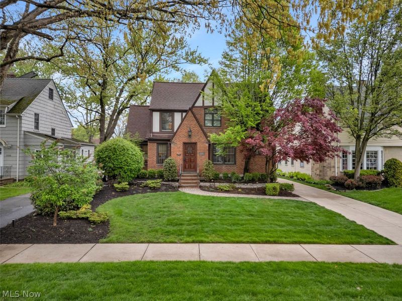 21280 Maplewood Avenue, Rocky River, OH 44116 Photo 2