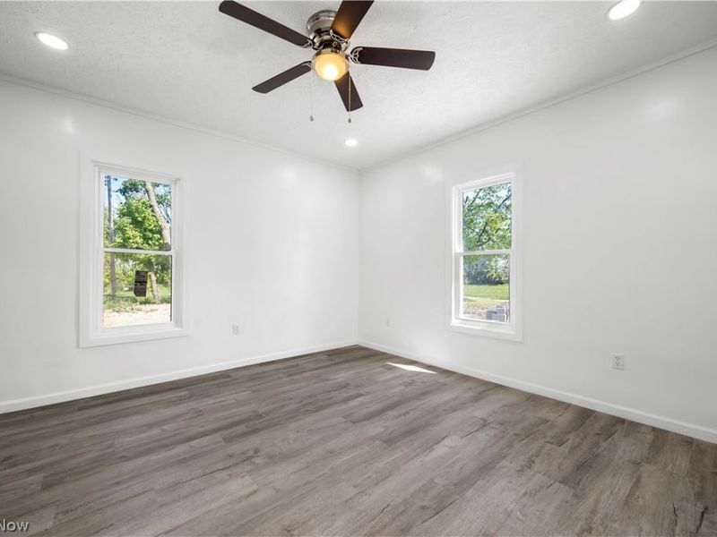 929 Washington Avenue, Lorain, OH 44052 Photo 11