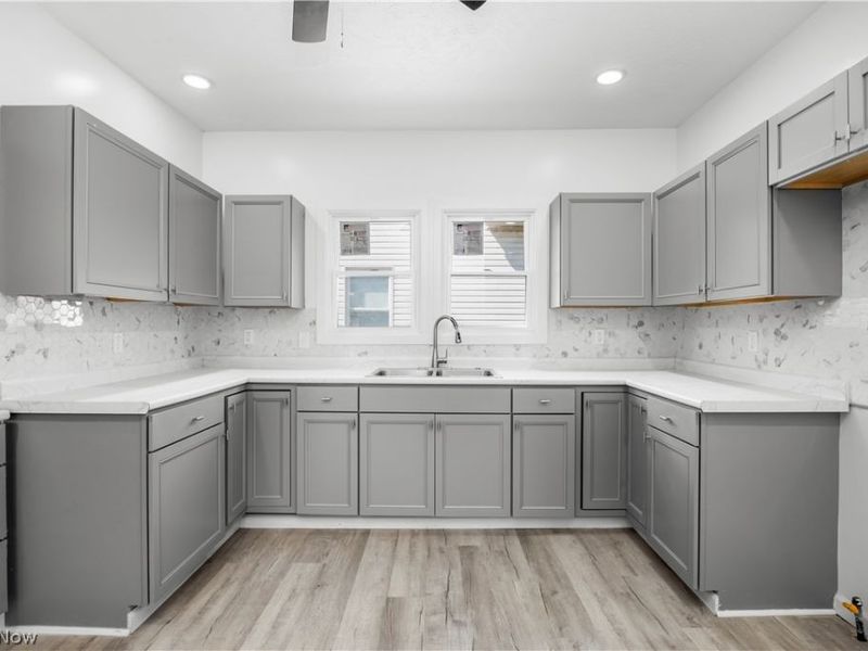 929 Washington Avenue, Lorain, OH 44052 Photo 16