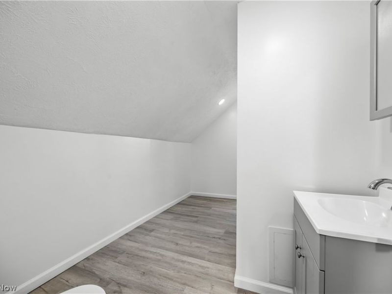929 Washington Avenue, Lorain, OH 44052 Photo 26