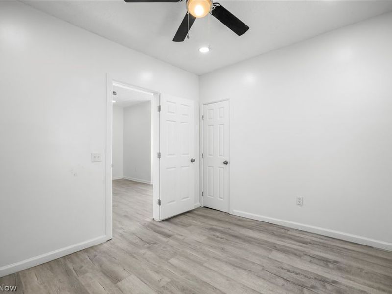 929 Washington Avenue, Lorain, OH 44052 Photo 8