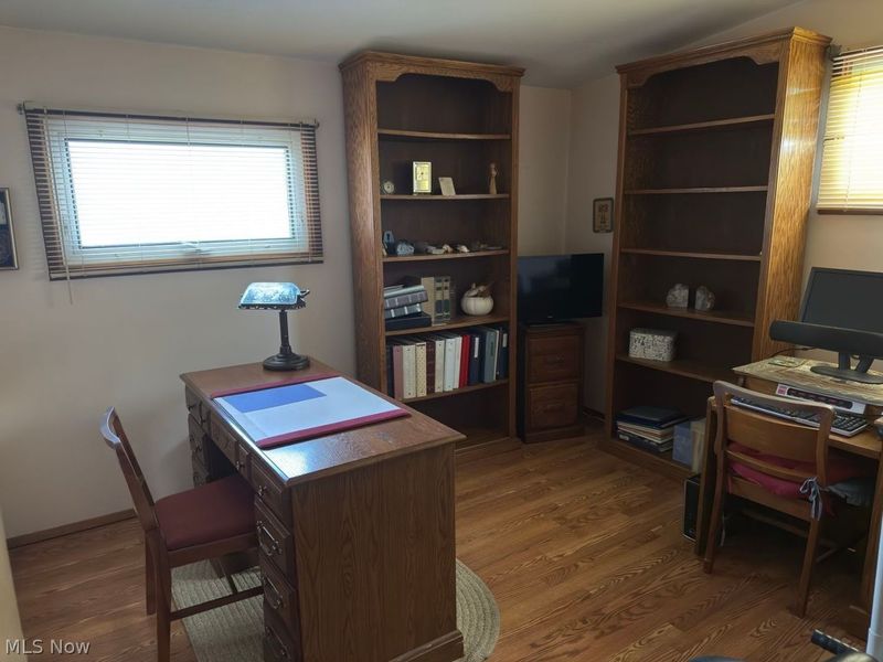 6401 Sherborn Road, Parma Heights, OH 44130 Photo 17