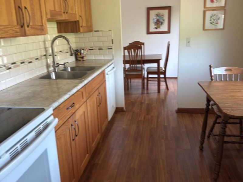6401 Sherborn Road, Parma Heights, OH 44130 Photo 9