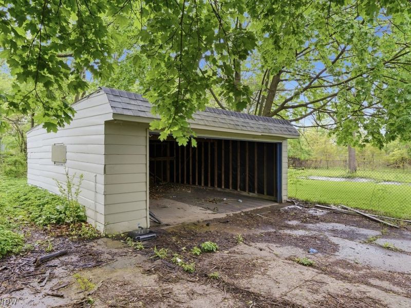 12300 Craven Avenue, Cleveland, OH 44105 Photo 29