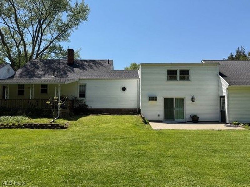 5548 Breezewood Circle NE, Canton, OH 44705 Photo 4