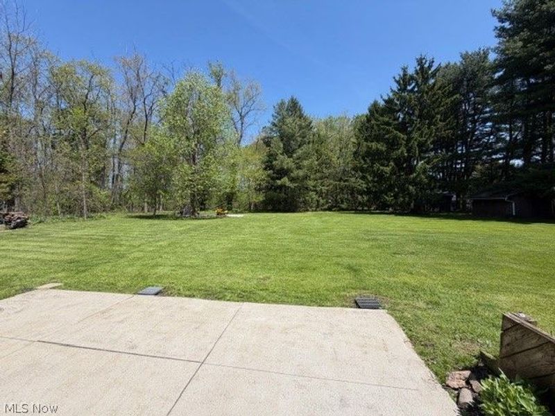 5548 Breezewood Circle NE, Canton, OH 44705 Photo 5