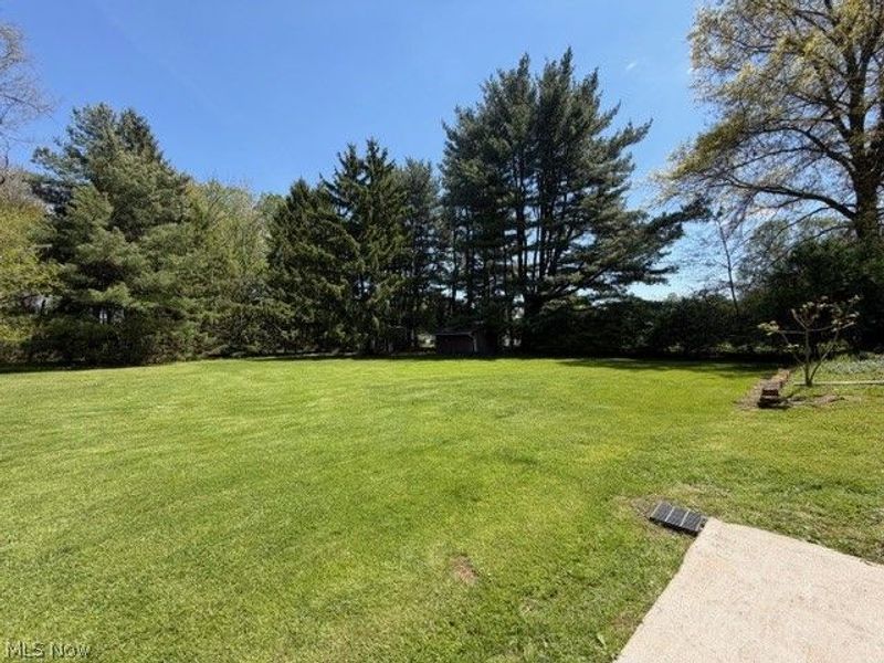5548 Breezewood Circle NE, Canton, OH 44705 Photo 7