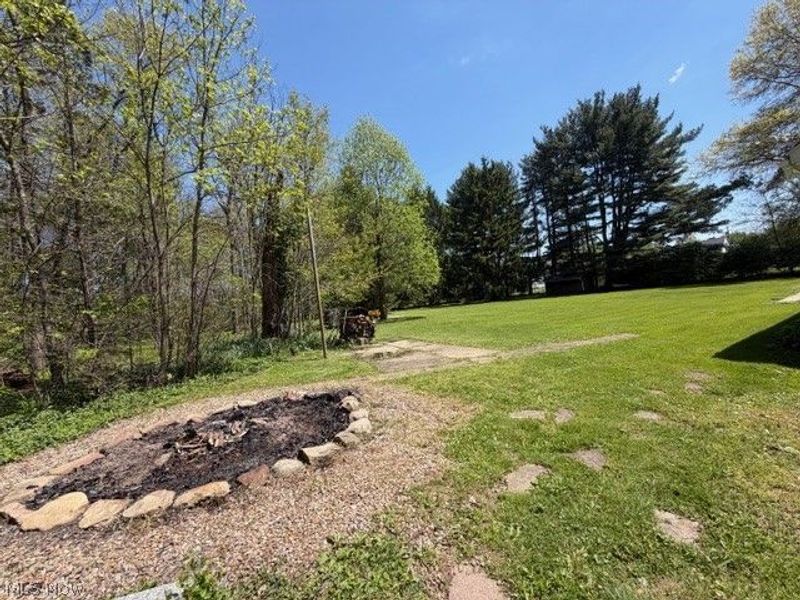 5548 Breezewood Circle NE, Canton, OH 44705 Photo 8