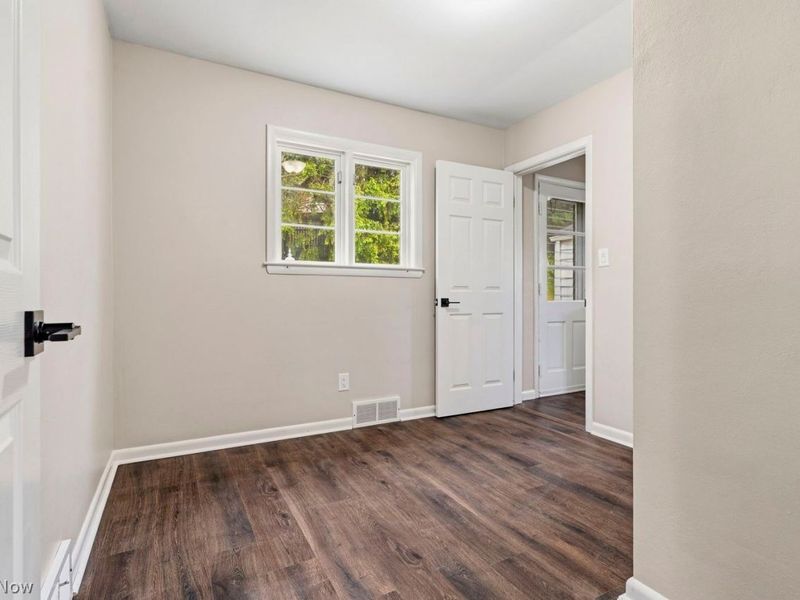 1736 Windsor Road NE, Massillon, OH 44646 Photo 10