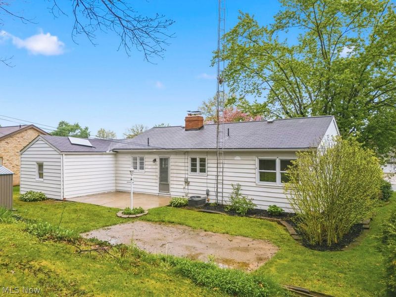 1736 Windsor Road NE, Massillon, OH 44646 Photo 22