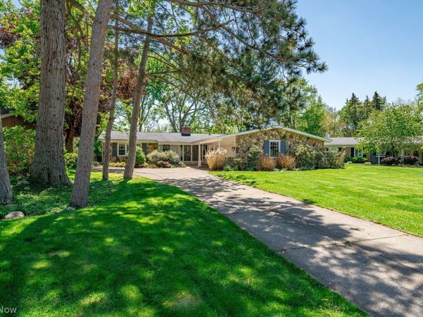 30525 Ednil Drive , Bay Village, OH 44140