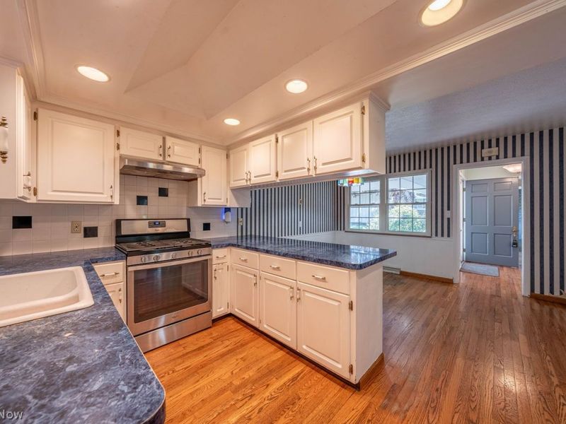 30525 Ednil Drive , Bay Village, OH 44140 Photo 15