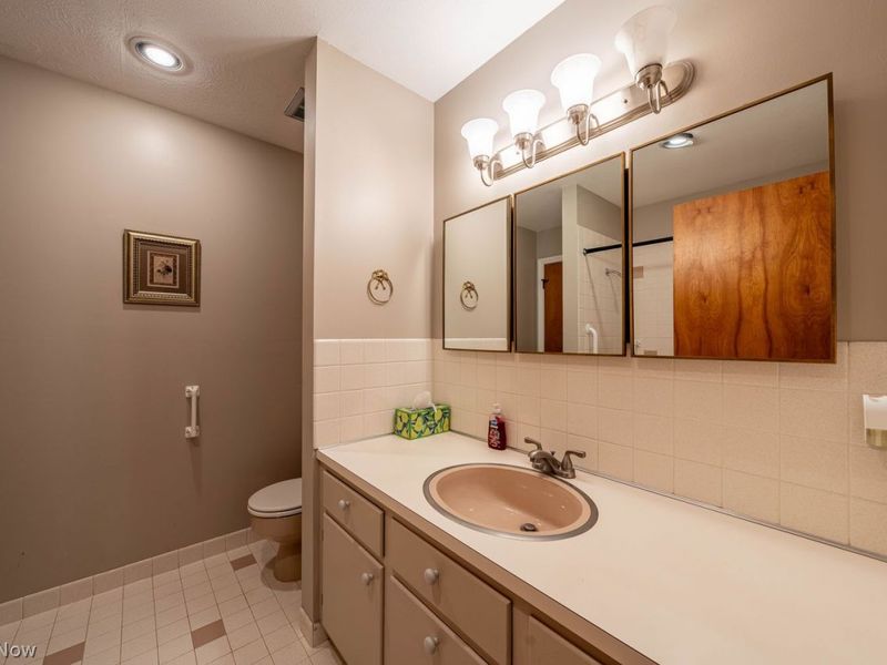 30525 Ednil Drive , Bay Village, OH 44140 Photo 31