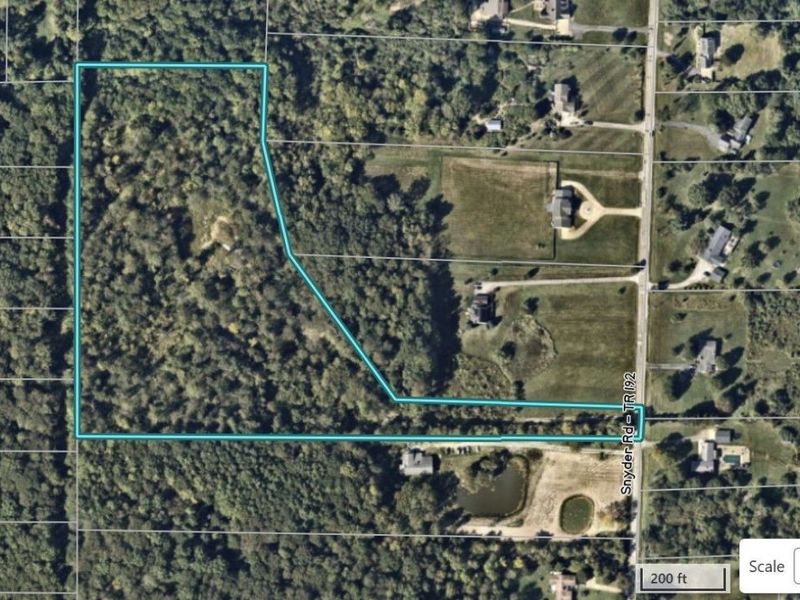 17990 Snyder Road, Chagrin Falls, OH 44023 Photo 12