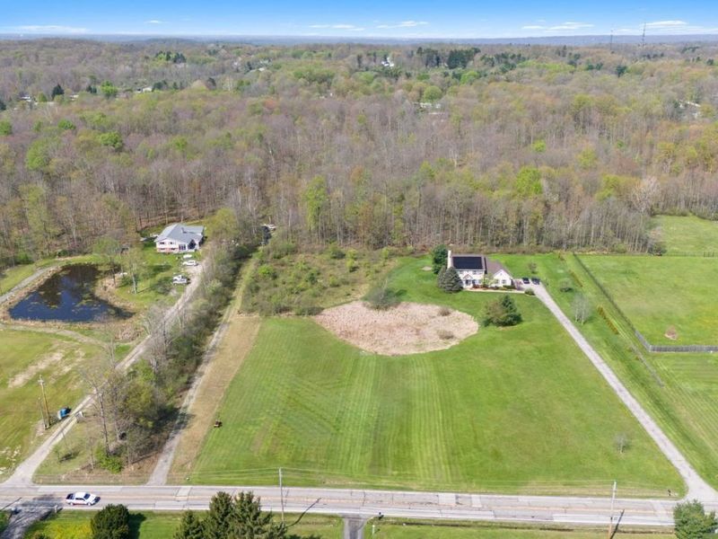 17990 Snyder Road, Chagrin Falls, OH 44023 Photo 13