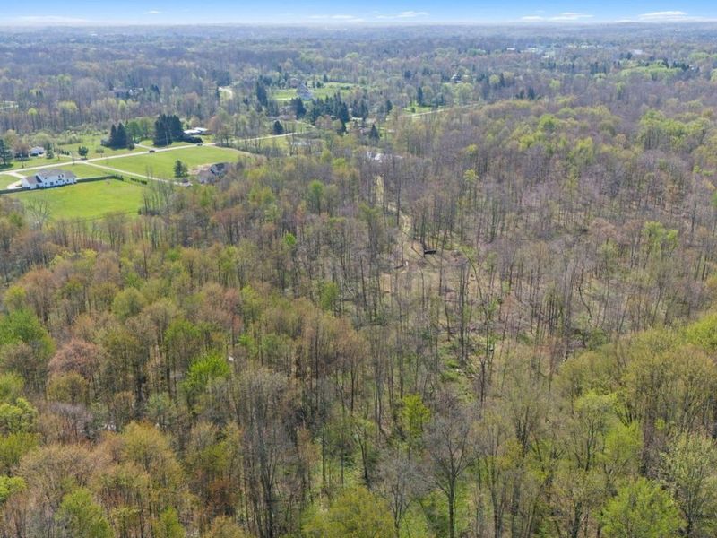 17990 Snyder Road, Chagrin Falls, OH 44023 Photo 14