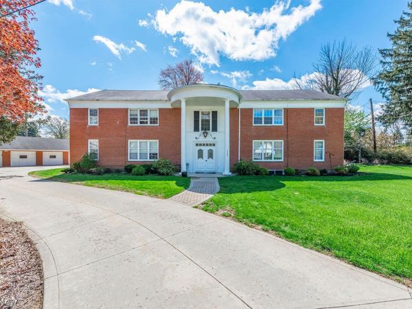 4309 Virginia Drive , Fairview Park, OH 44126