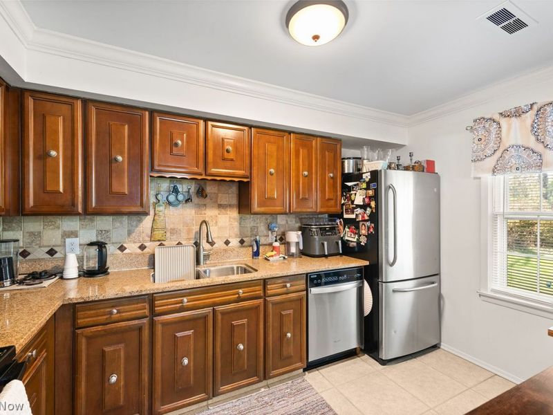 4309 Virginia Drive , Fairview Park, OH 44126 Photo 12