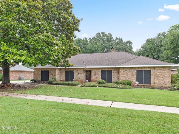 203 Paddington Drive, Lafayette, LA 70508