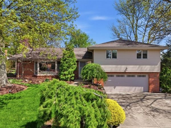 1193 LAKEMONT DRIVE, Pittsburgh, PA 15243