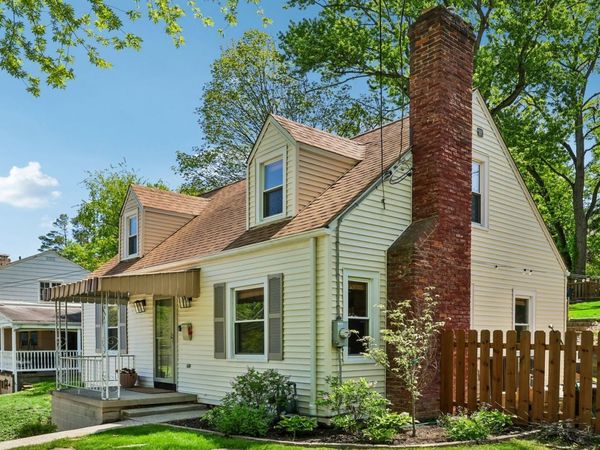 2321 Milford Drive, Bethel Park, PA 15102