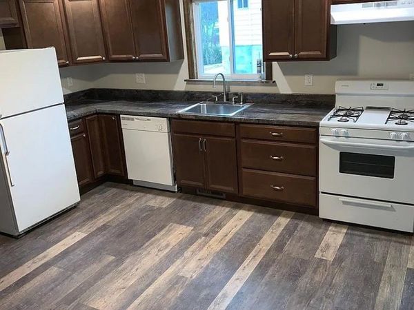 71 Sycamore St , Muse, PA 15350