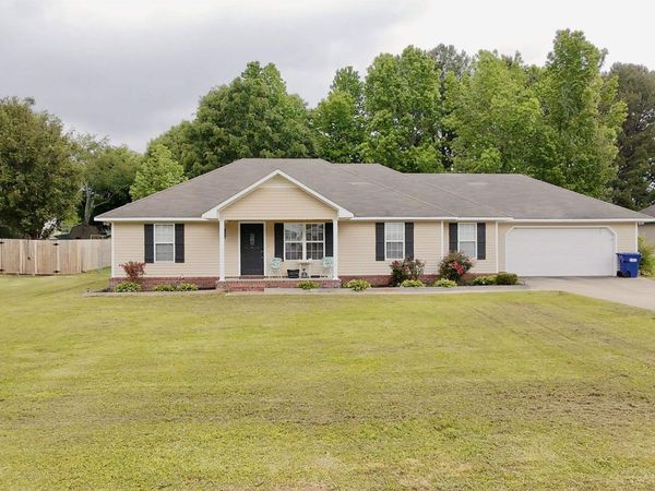 65 Whit Lane, Boaz, AL 35957