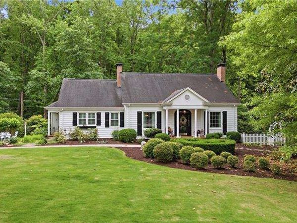 691 Dixon Drive, Gainesville, GA 30501