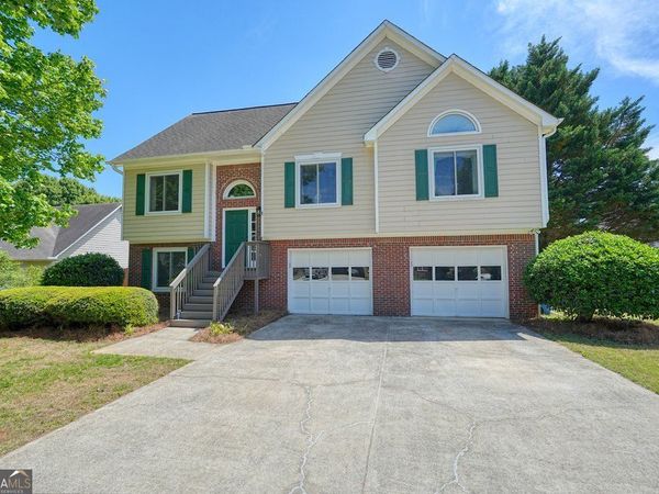 2885 Cressington Bend NW, Kennesaw, GA 30144