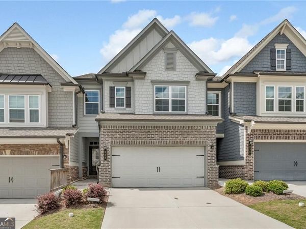 649 Isom Walk, Suwanee, GA 30024