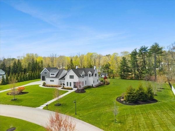6 Cooper Hill Road, Duxbury, MA 02332