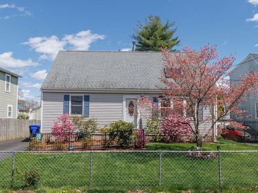 269 Morton St, Springfield, MA 01119