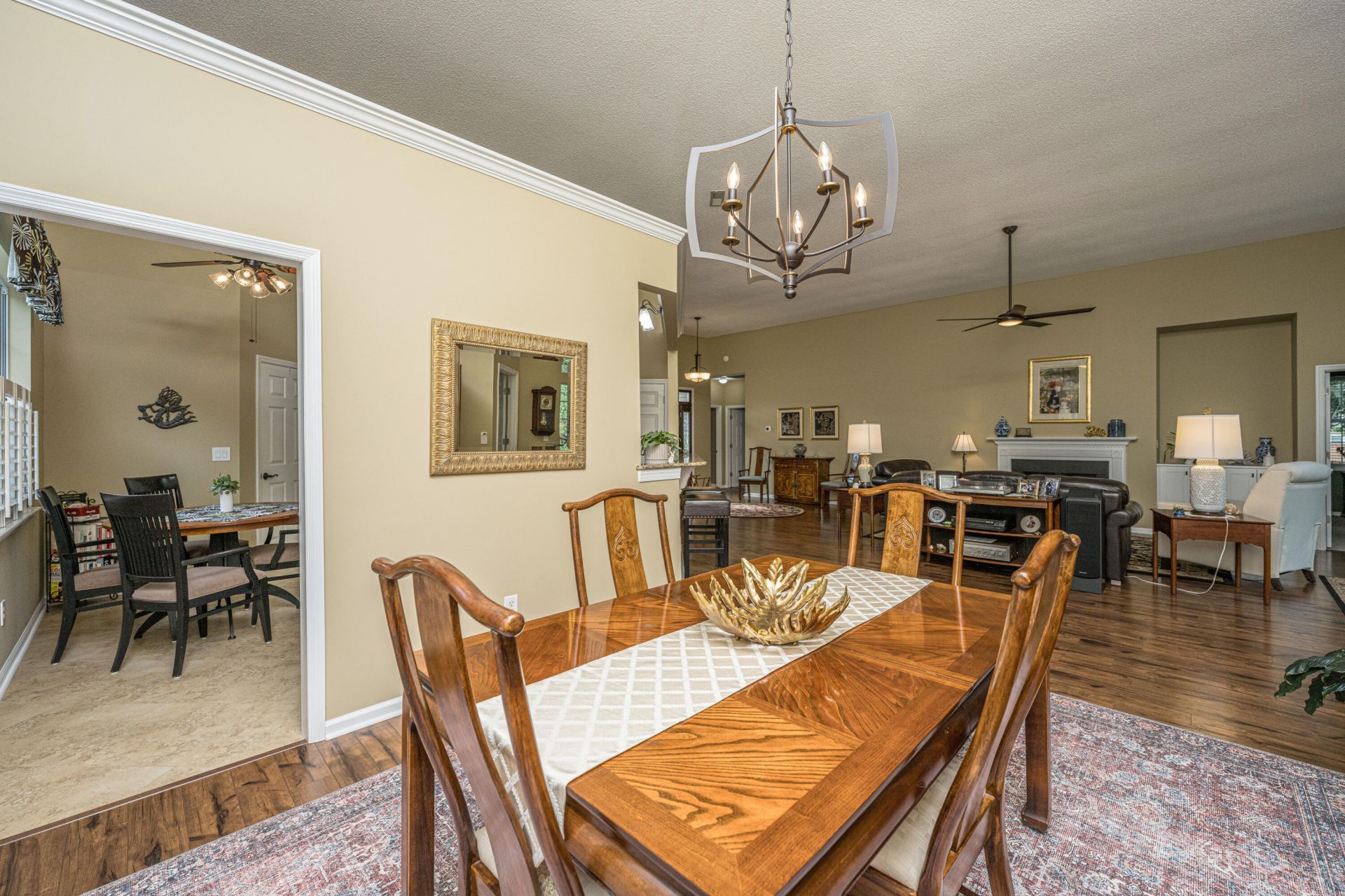 3442 Forest Glen Drive Photo 18