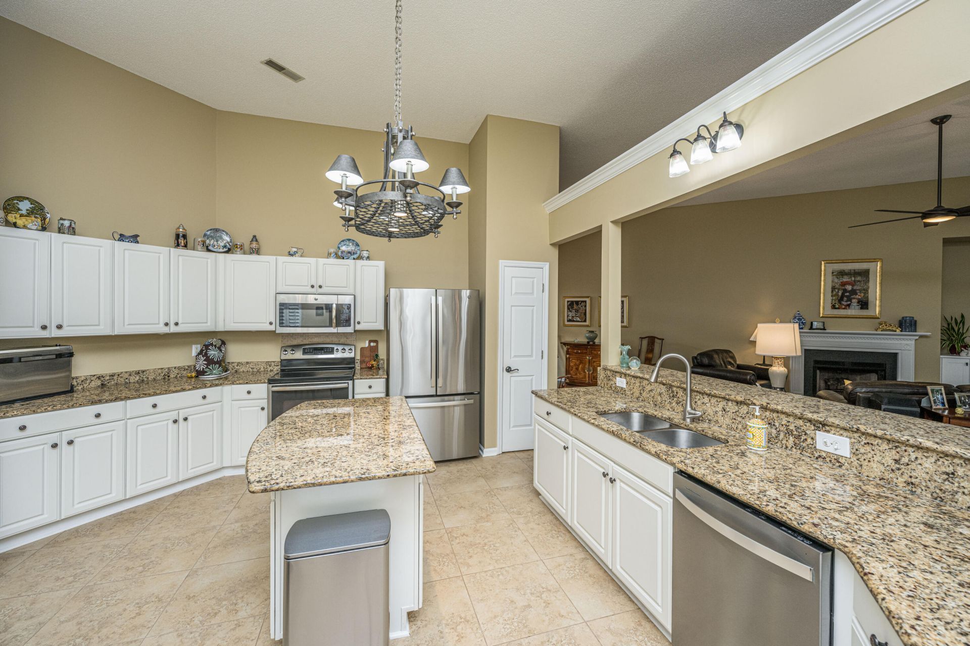 3442 Forest Glen Drive Photo 21