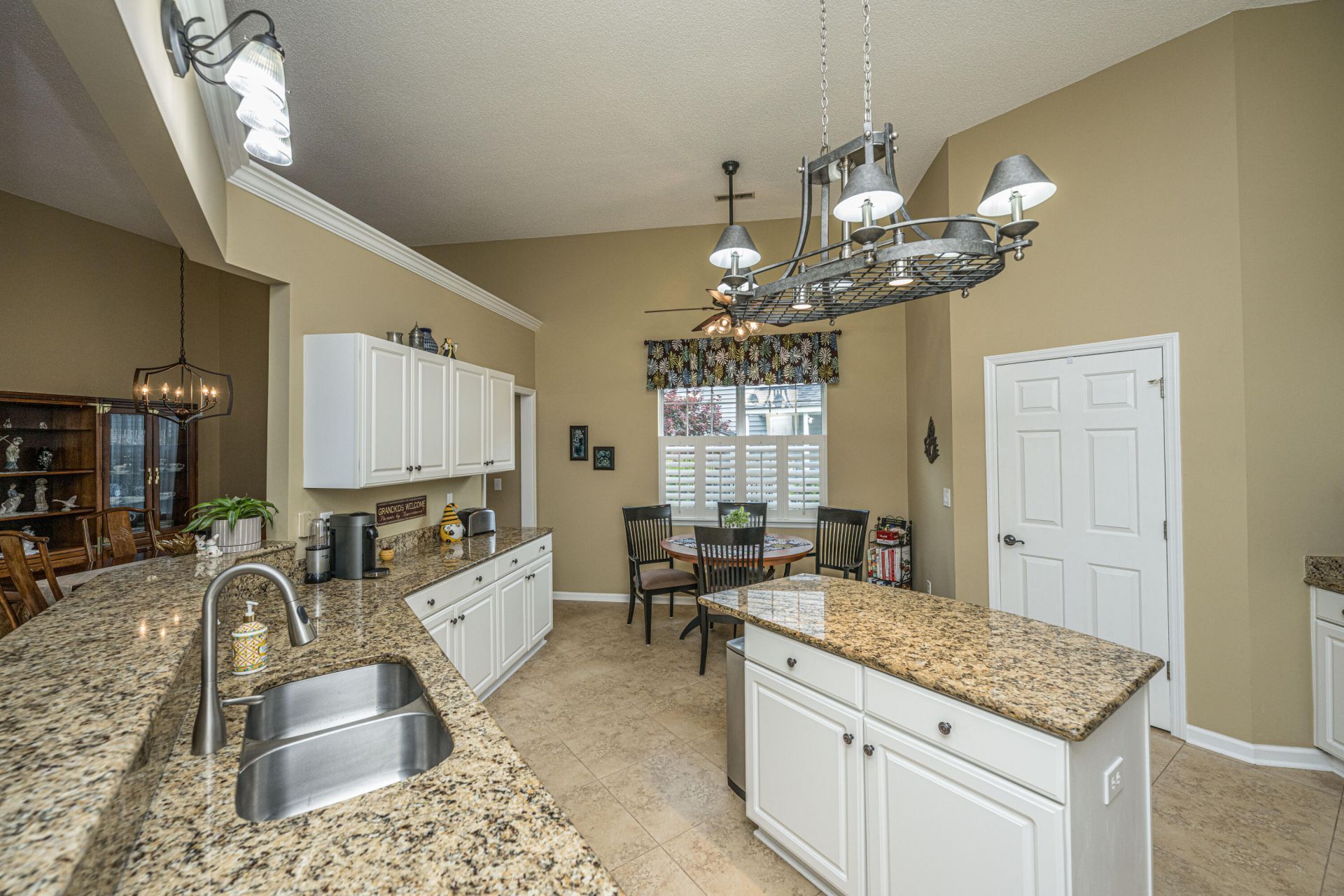 3442 Forest Glen Drive Photo 23