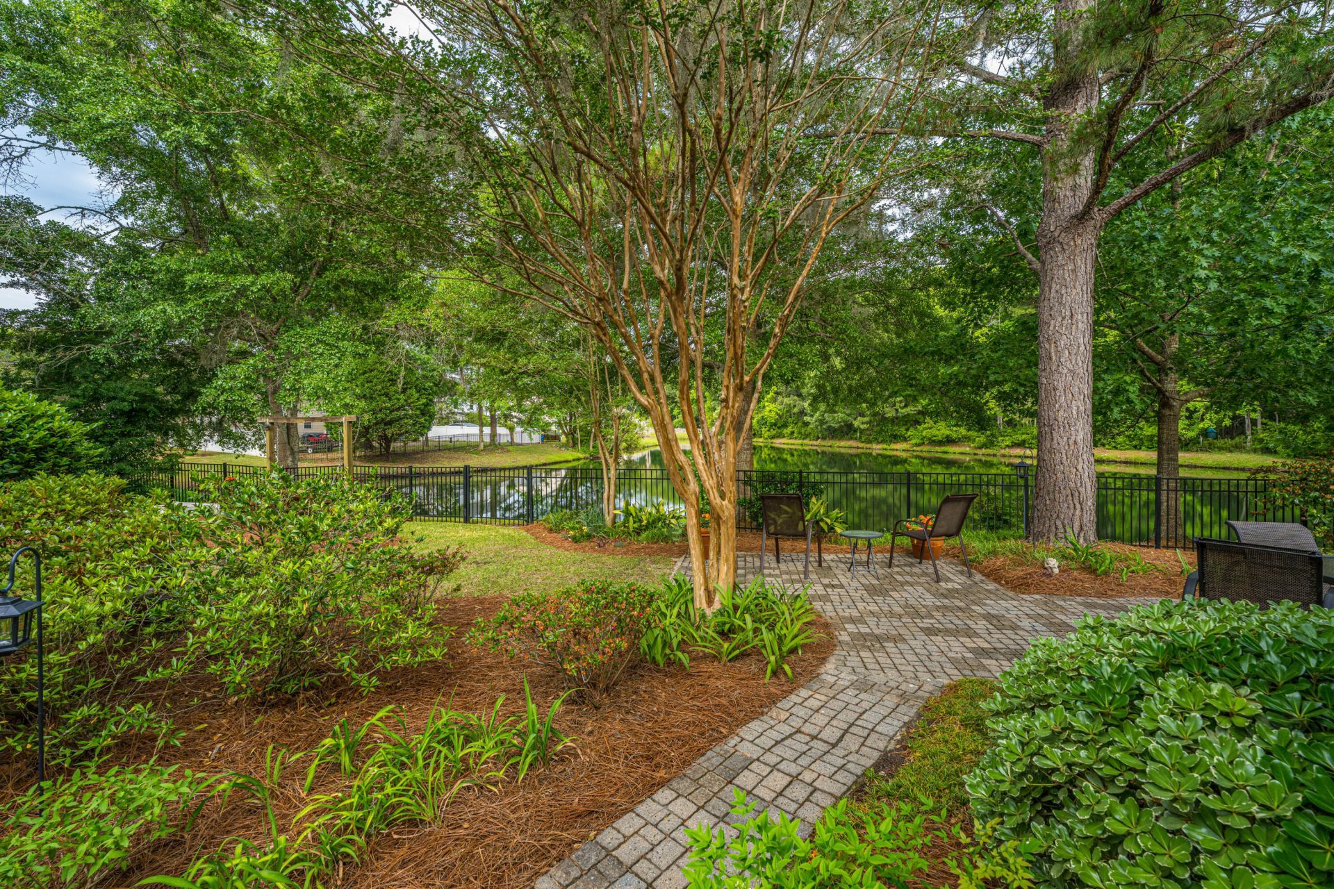 3442 Forest Glen Drive Photo 45