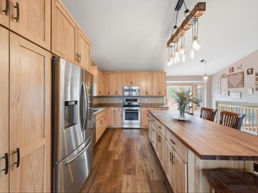 2529 Edinbrook Terrace, Brooklyn Park, MN 55443