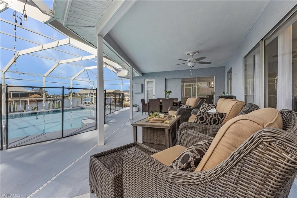 527 SW 57th St, Cape Coral, FL 33914 Photo