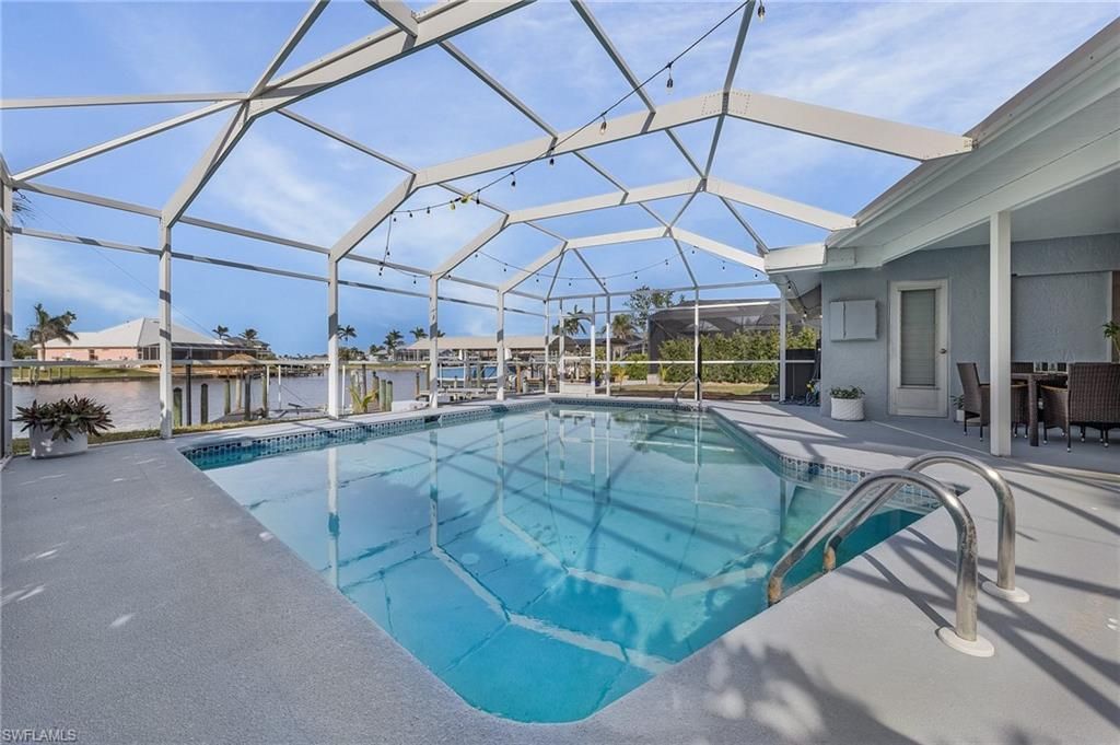 527 SW 57th St, Cape Coral, FL 33914 Photo