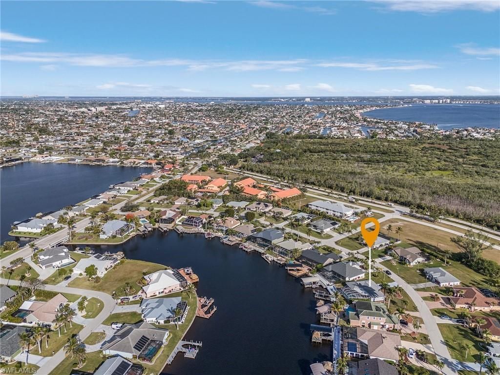 527 SW 57th St, Cape Coral, FL 33914 Photo