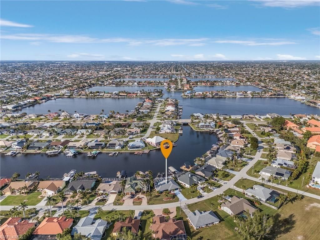 527 SW 57th St, Cape Coral, FL 33914 Photo