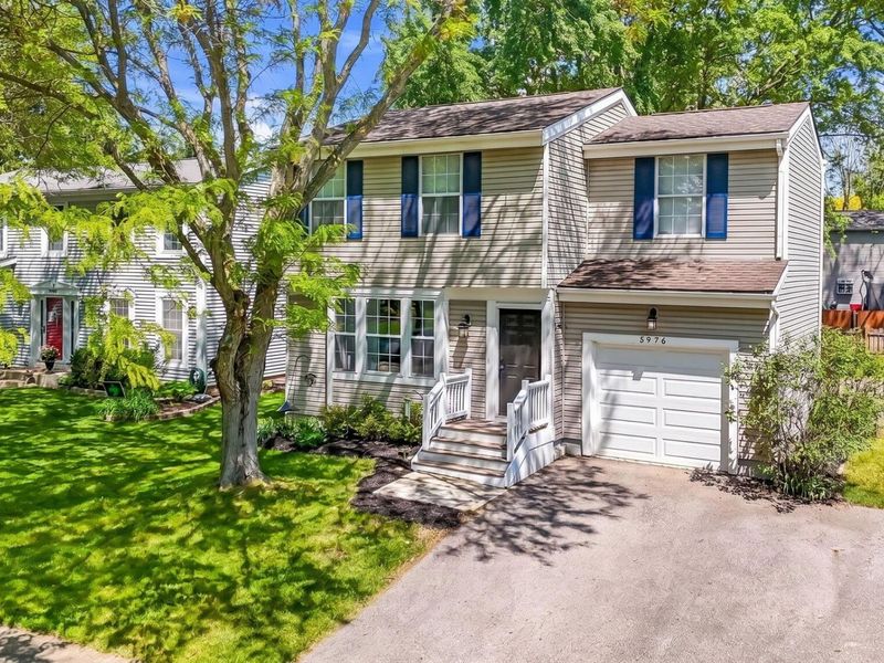 5976 Kingslake Drive, Hilliard, OH 43026 Photo 2