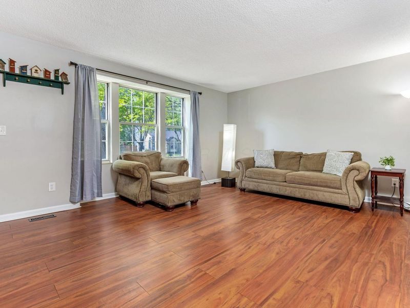 5976 Kingslake Drive, Hilliard, OH 43026 Photo 7