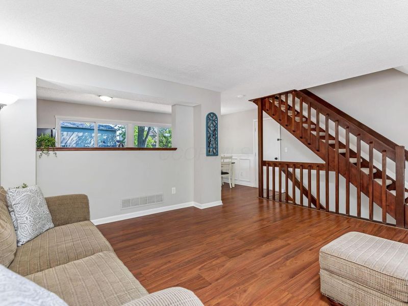 5976 Kingslake Drive, Hilliard, OH 43026 Photo 8
